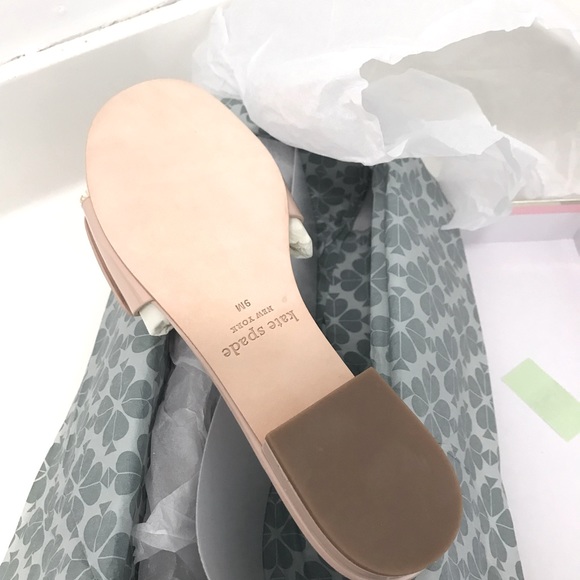 Kate Spade Perry - Picture 5 of 7